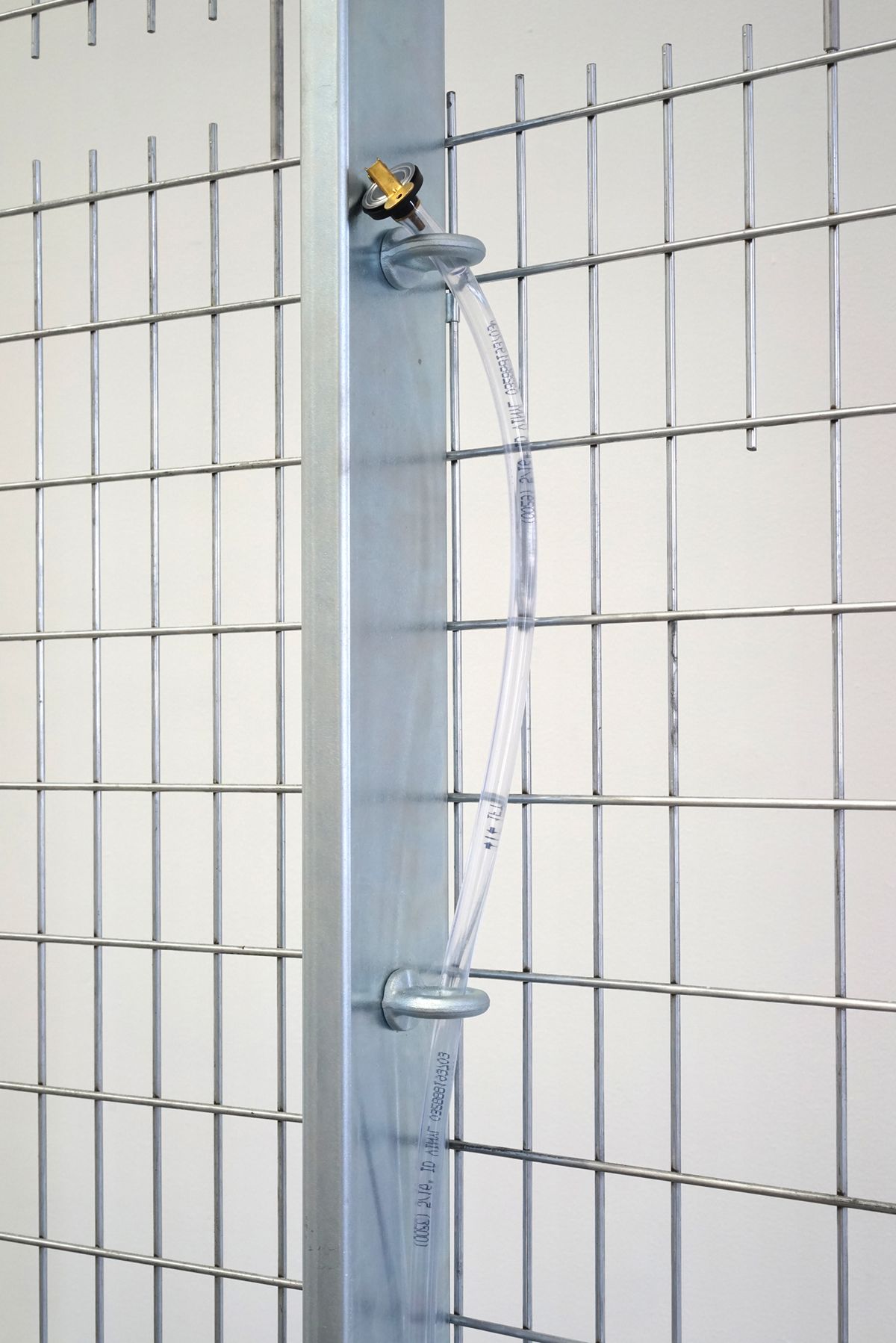 Benedict and Rueter, Installation Detail