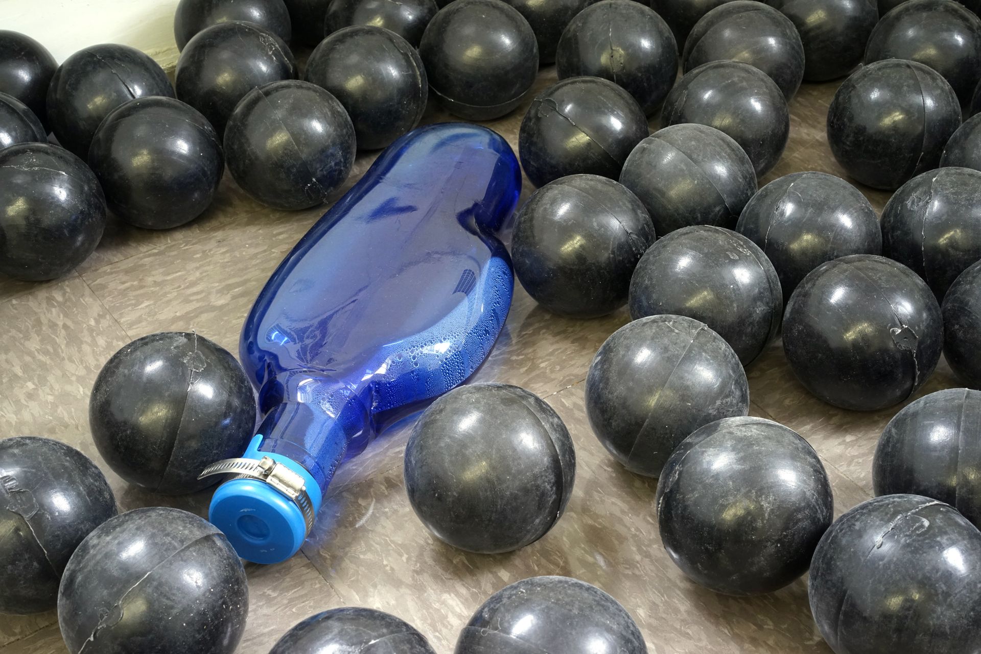 Benedict and Rueter, Installation Detail